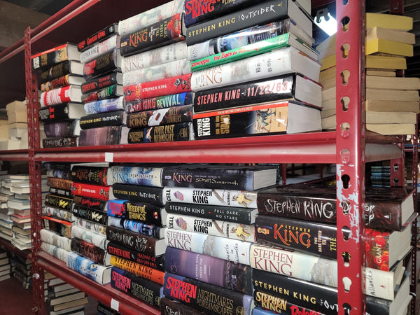 Stephen King Hardcover Books Lot of 5: Curated Horror Fiction Mix — photo 4