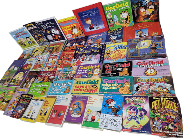 Garfield & Peanuts Comic Book Lot of 10: Vintage Cartoon Humor — photo 3