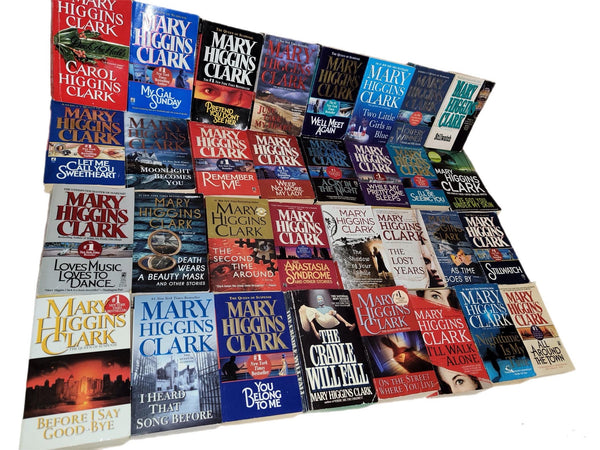 Mary Higgins Clark Mystery Thriller Books - Lot of 10 Paperbacks — photo 1