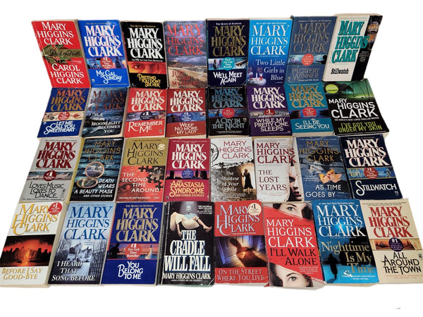 Mary Higgins Clark Mystery Thriller Books - Lot of 10 Paperbacks — photo 3