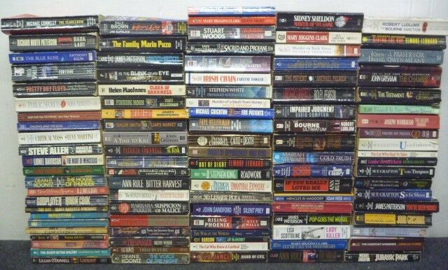 Lot of 100 Mystery Thriller Suspense Fiction Paperback Books RANDOM*MIX UNSORTED